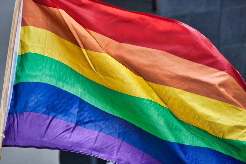 Comunidade LGBTQIAP+ sofre mais ansiedade com o fim do home office