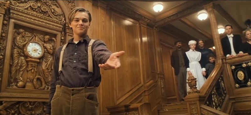 Leo DiCaprio en el final de Titanic