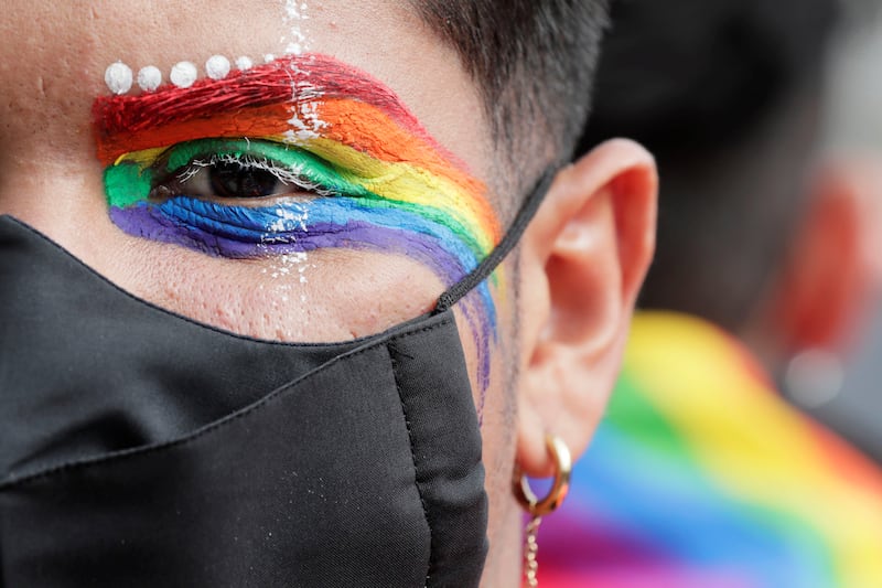 Personas no binarias y transexuales fueron incluidas en la Reforma: a esta edad se podrán pensionar